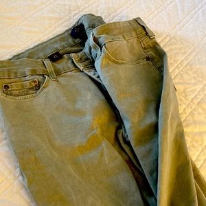 NYDJ Legging Style. Size 10 in Army Green.
Worn once, like new